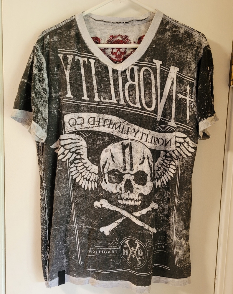 Nobility shirt sz L
